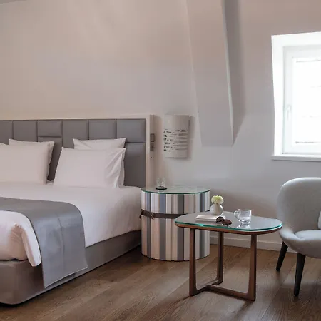 Pavillon Regent Petite France 5*